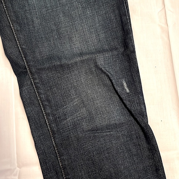 J BRAND Aidan Distressed Low Rise Boyfriend Fit Jeans (Ringer) // Size 24 - Picture 7 of 15